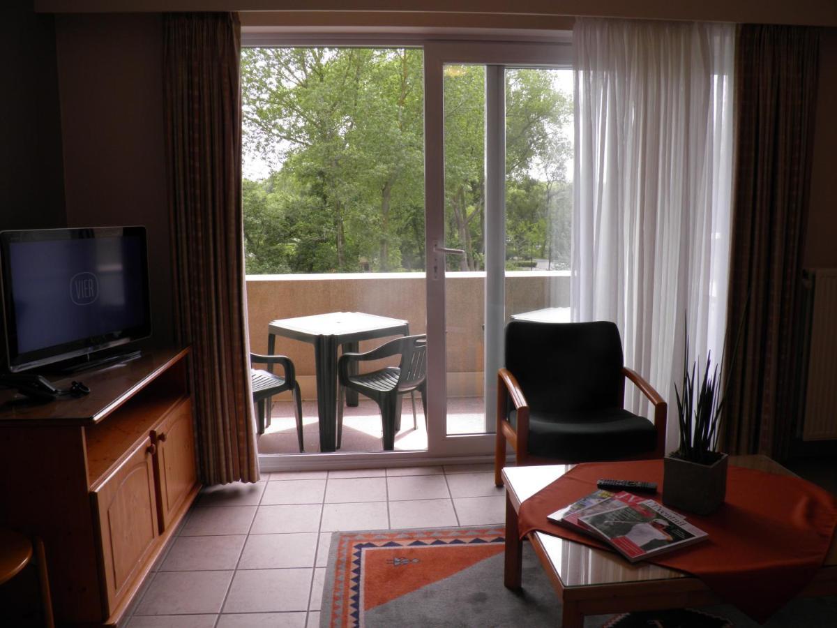 Domein Westhoek Apartment Oostduinkerke Buitenkant foto