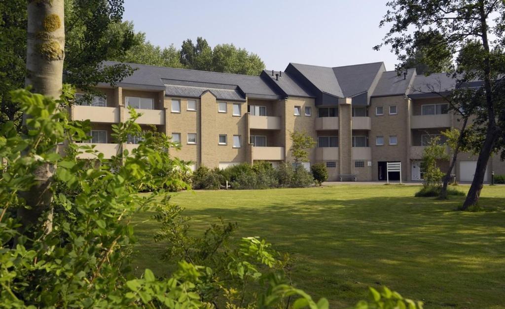 Domein Westhoek Apartment Oostduinkerke Buitenkant foto
