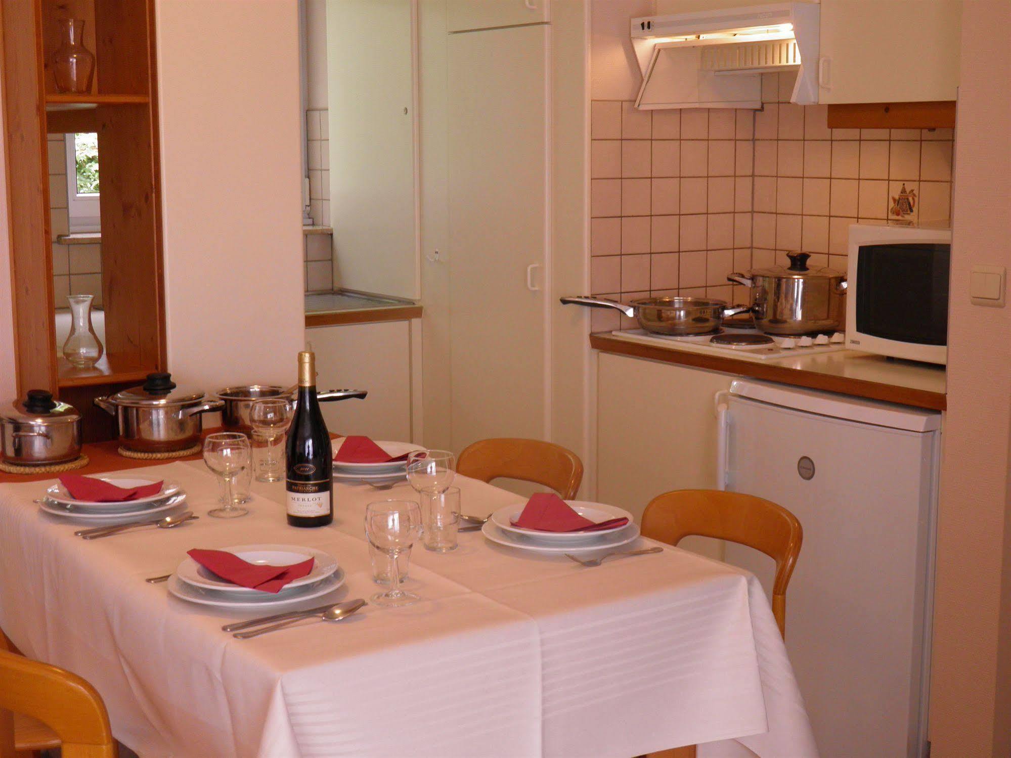 Domein Westhoek Apartment Oostduinkerke Buitenkant foto